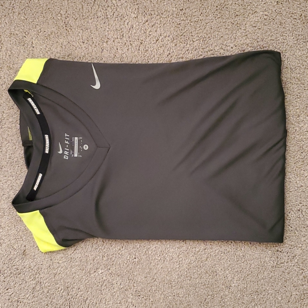 Nike Mens Dri-Fit Sports Tee size M